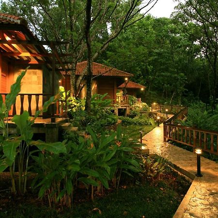 Palau Pacific Resort & The Pristine Villas And Bungalows Корор Экстерьер фото