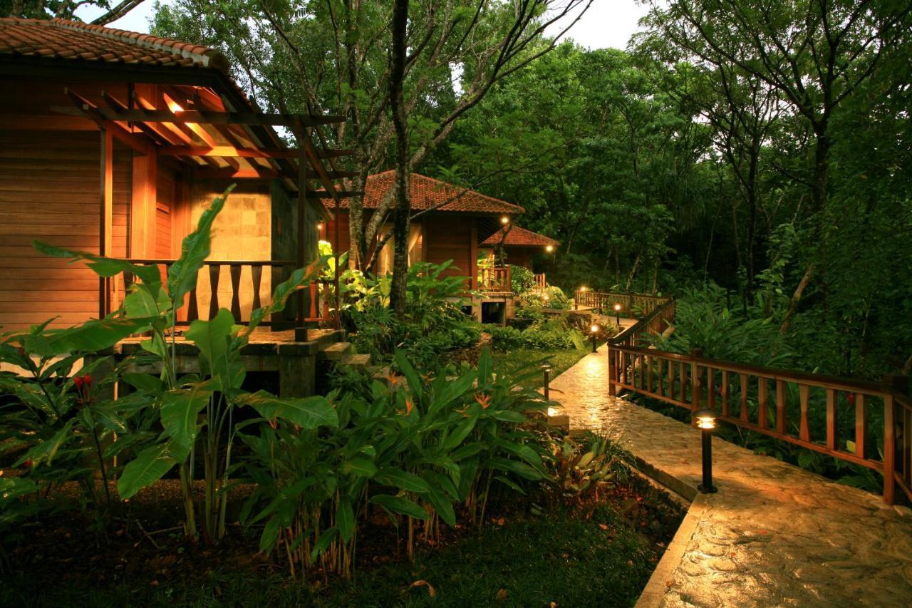 Palau Pacific Resort & The Pristine Villas And Bungalows Корор Экстерьер фото